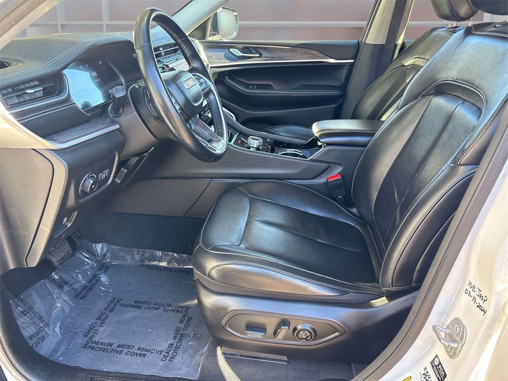 used 2022 Jeep Grand Cherokee car, priced at $29,500