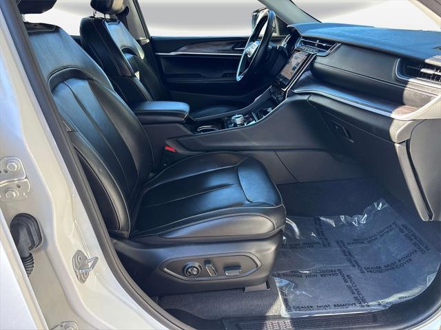 used 2022 Jeep Grand Cherokee car, priced at $29,490