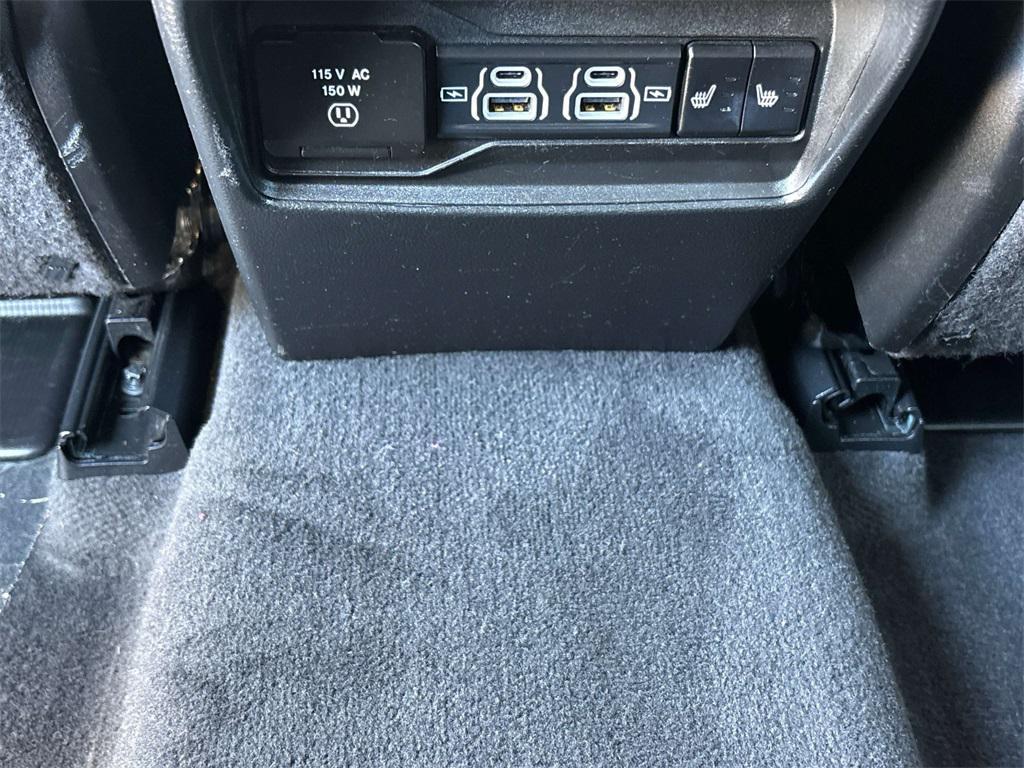 used 2022 Jeep Grand Cherokee car, priced at $29,500