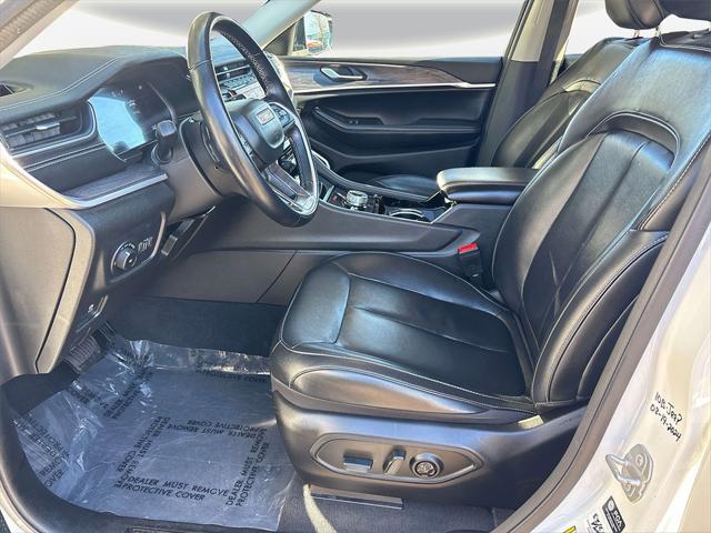 used 2022 Jeep Grand Cherokee car, priced at $29,490