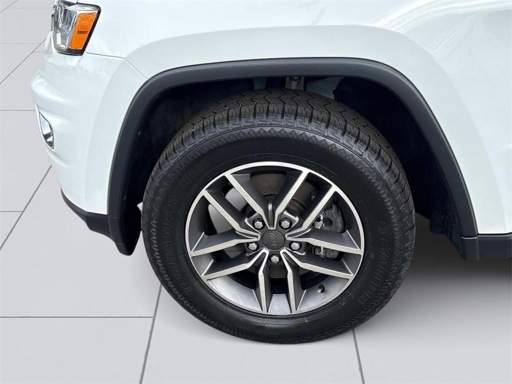used 2022 Jeep Grand Cherokee car, priced at $27,499