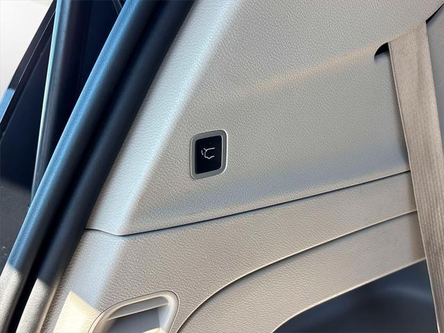 used 2022 Chrysler Pacifica car, priced at $22,490