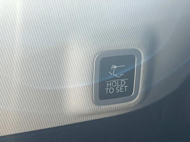 used 2023 Jeep Grand Cherokee 4xe car, priced at $28,500