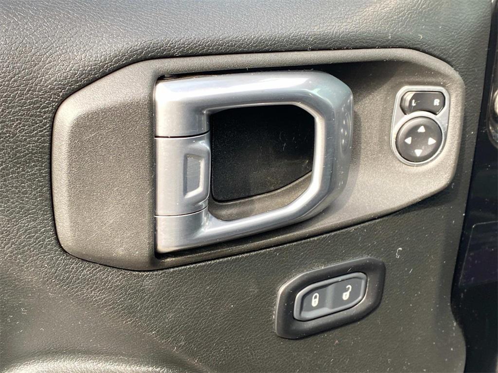 used 2021 Jeep Wrangler Unlimited car, priced at $26,499