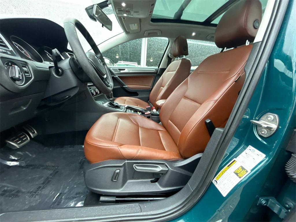 used 2018 Volkswagen Golf Alltrack car, priced at $18,499