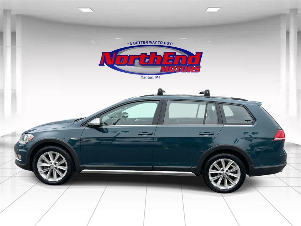 used 2018 Volkswagen Golf Alltrack car, priced at $18,499