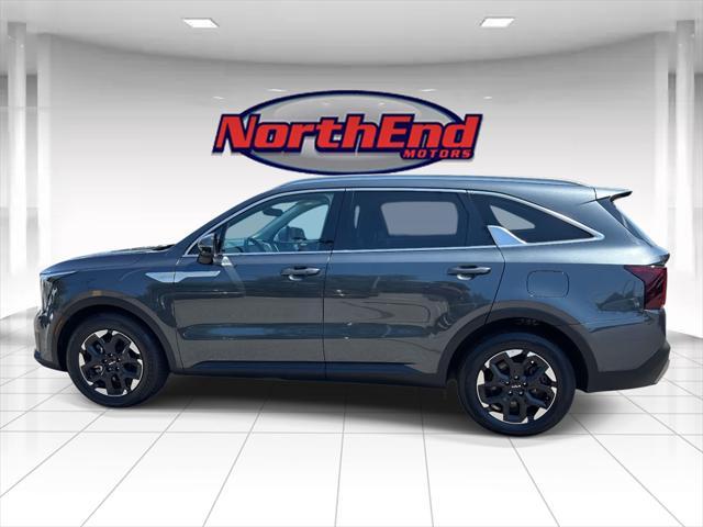 used 2024 Kia Sorento car, priced at $28,989