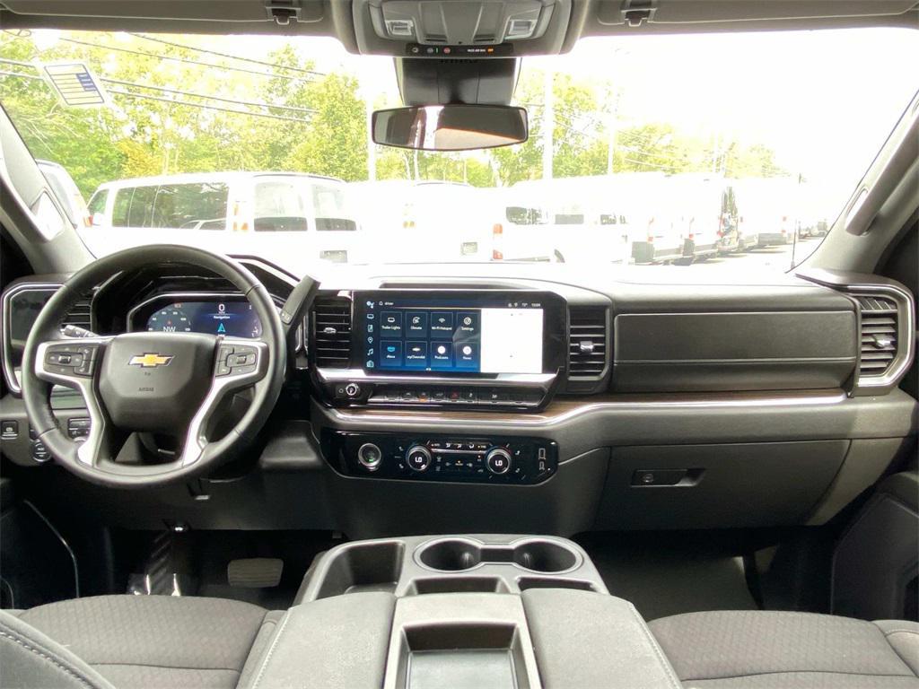used 2024 Chevrolet Silverado 1500 car, priced at $40,900