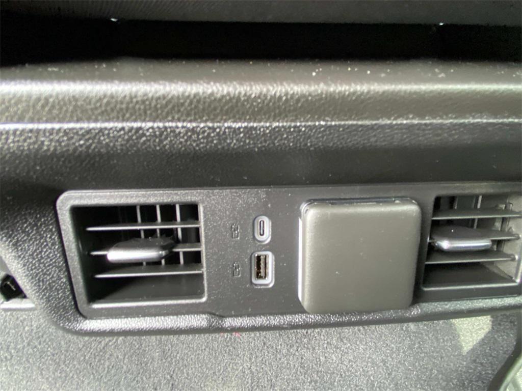 used 2024 Chevrolet Silverado 1500 car, priced at $40,900