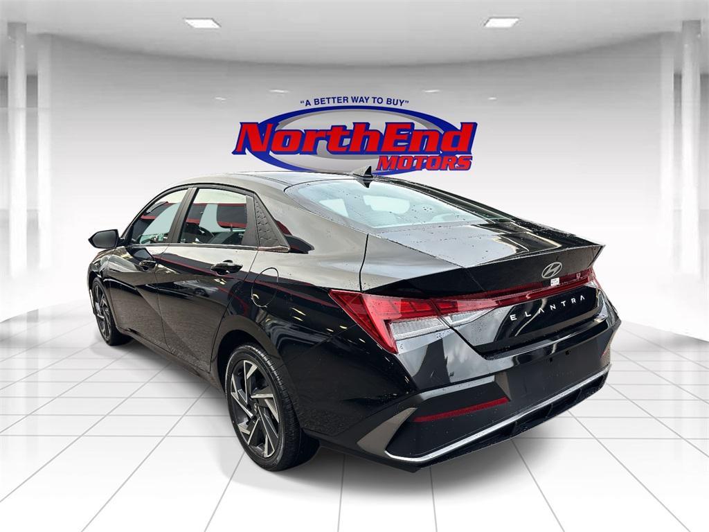 used 2025 Hyundai Elantra car, priced at $19,400