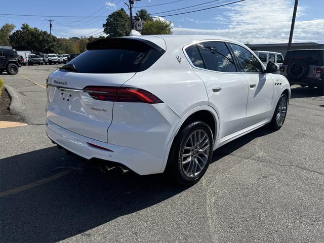 used 2024 Maserati Grecale car, priced at $55,500