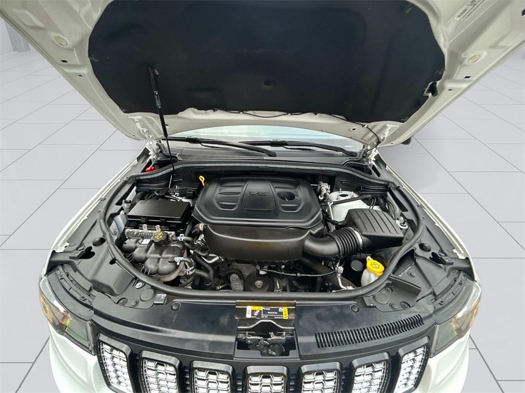 used 2022 Jeep Grand Cherokee car, priced at $25,999