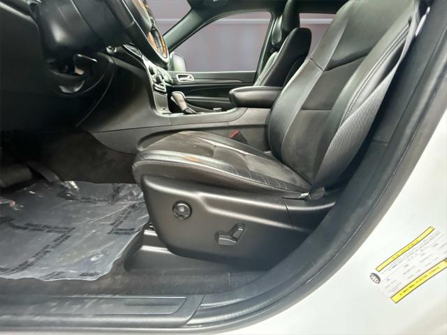 used 2022 Jeep Grand Cherokee car, priced at $27,490