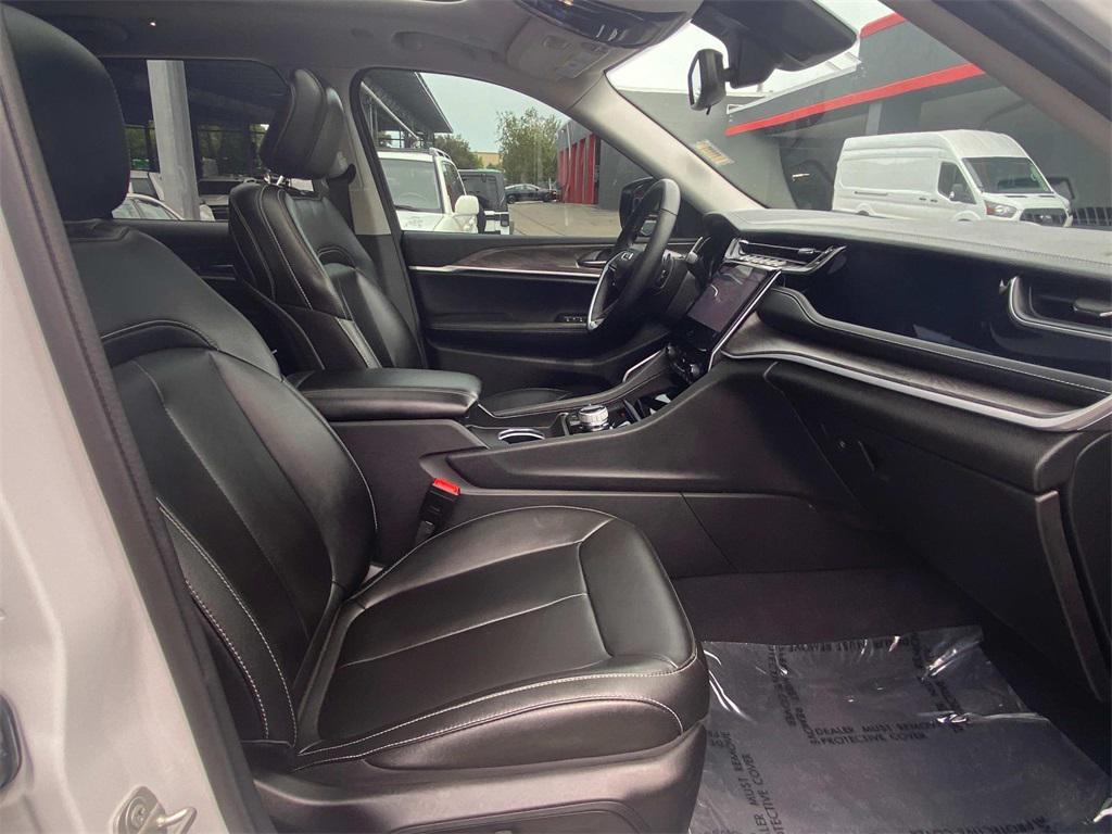 used 2024 Jeep Grand Cherokee 4xe car, priced at $33,999