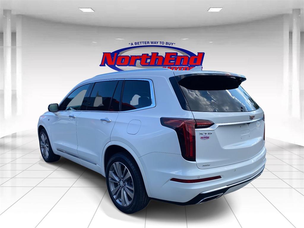 used 2022 Cadillac XT6 car, priced at $35,499