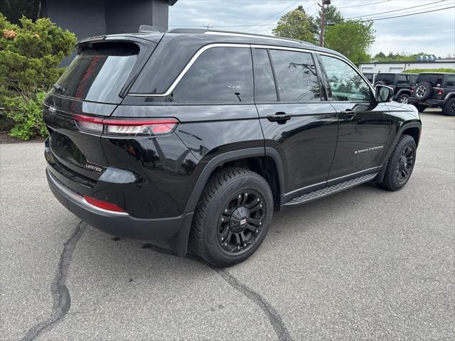 used 2022 Jeep Grand Cherokee car, priced at $29,990