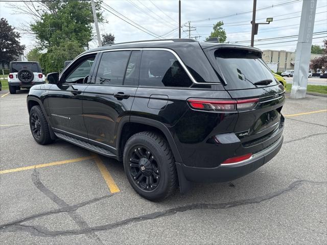used 2022 Jeep Grand Cherokee car, priced at $29,990