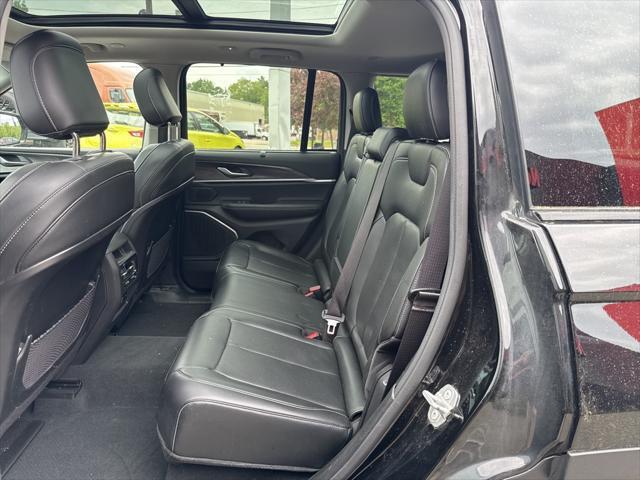 used 2022 Jeep Grand Cherokee car, priced at $29,990