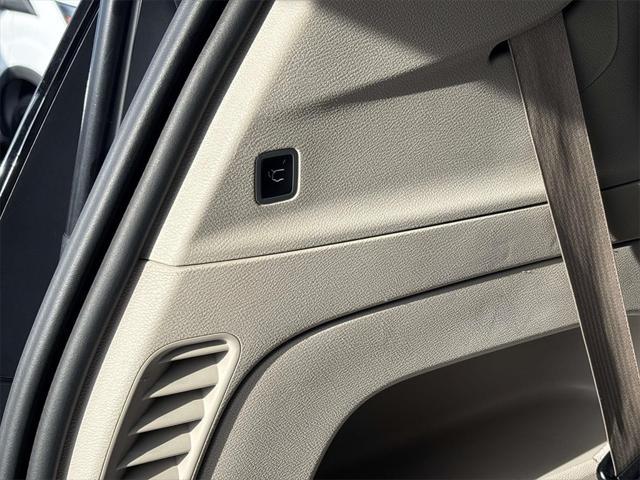 used 2022 Chrysler Pacifica car, priced at $20,599