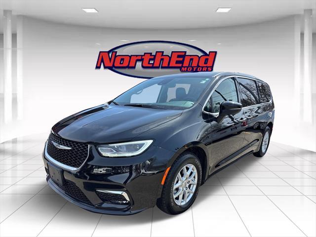 used 2023 Chrysler Pacifica car, priced at $22,490