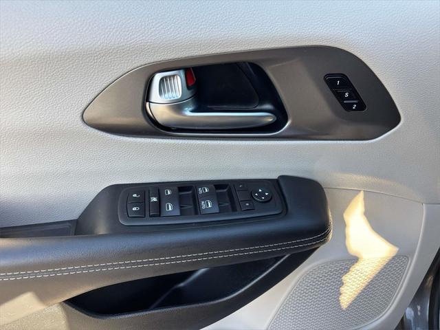 used 2023 Chrysler Pacifica car, priced at $27,990
