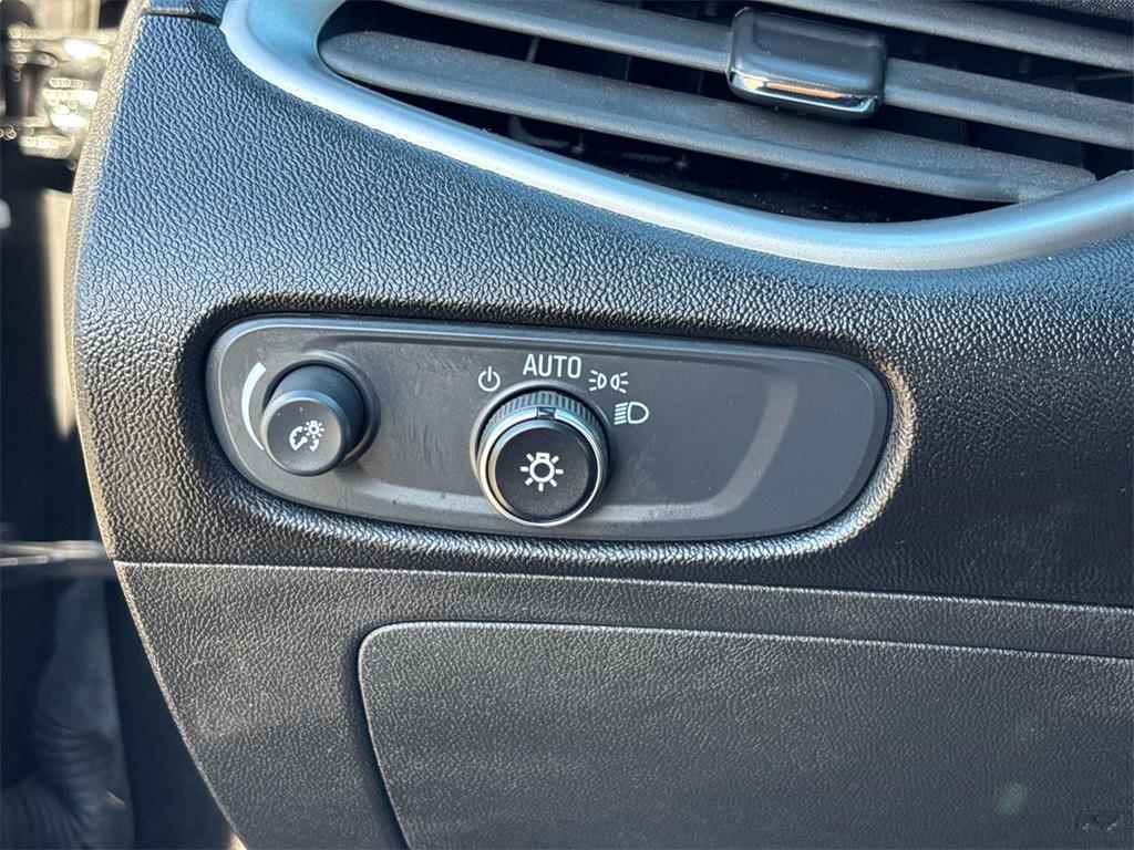 used 2024 Chevrolet Malibu car, priced at $18,900