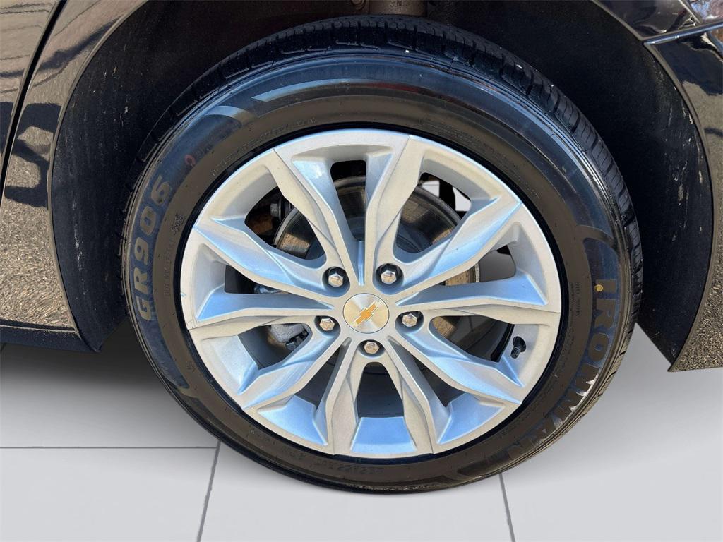 used 2024 Chevrolet Malibu car, priced at $18,900