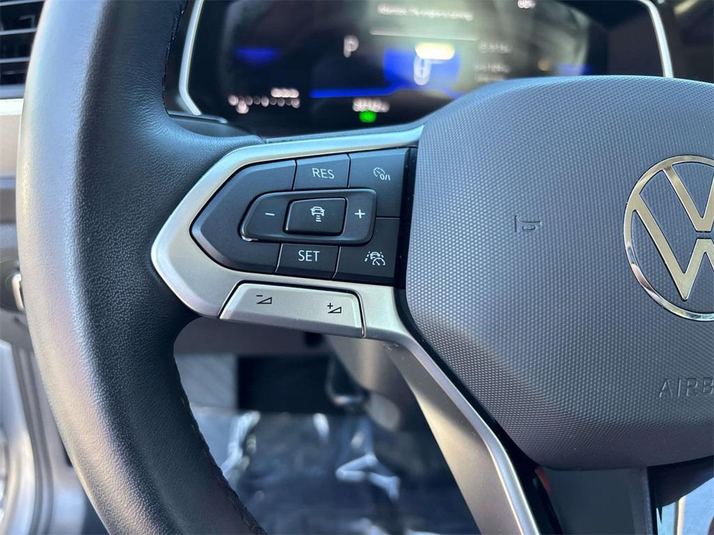 used 2024 Volkswagen Jetta car, priced at $18,500