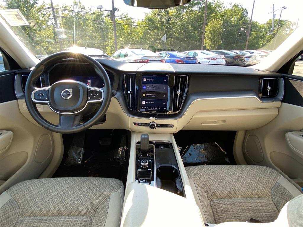 used 2022 Volvo XC60 car, priced at $31,400