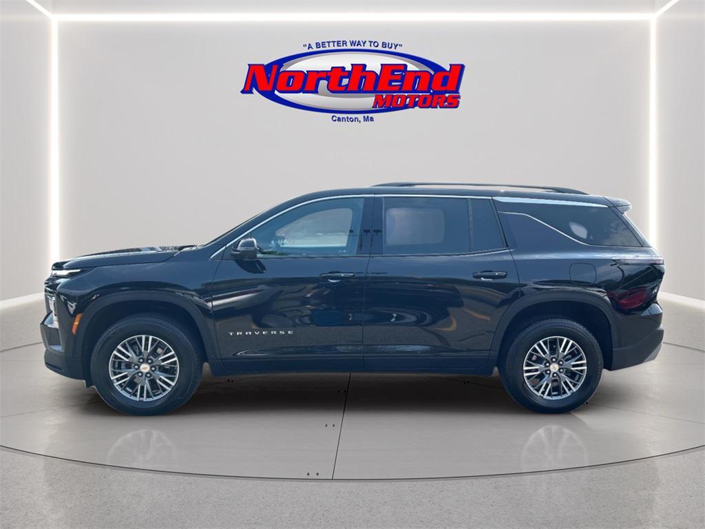 used 2024 Chevrolet Traverse car, priced at $37,989