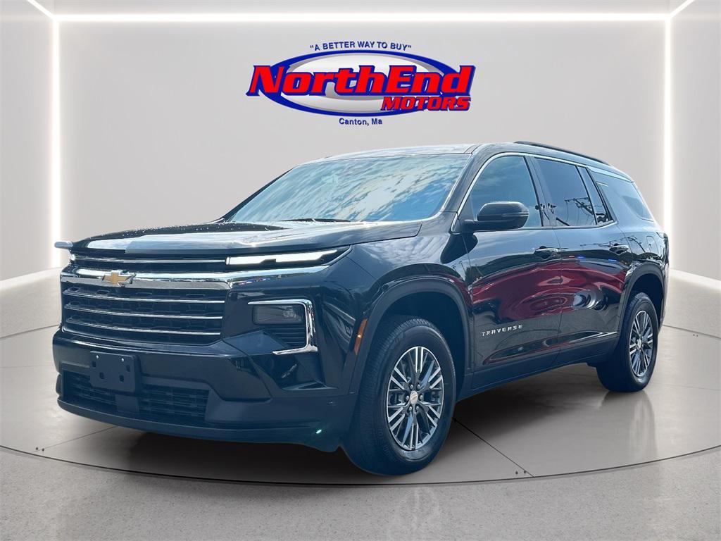 used 2024 Chevrolet Traverse car, priced at $37,989