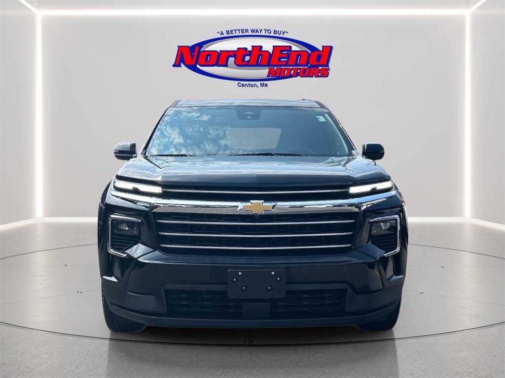 used 2024 Chevrolet Traverse car, priced at $37,989