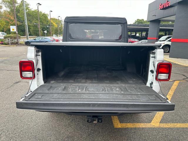 used 2022 Jeep Gladiator car, priced at $36,990