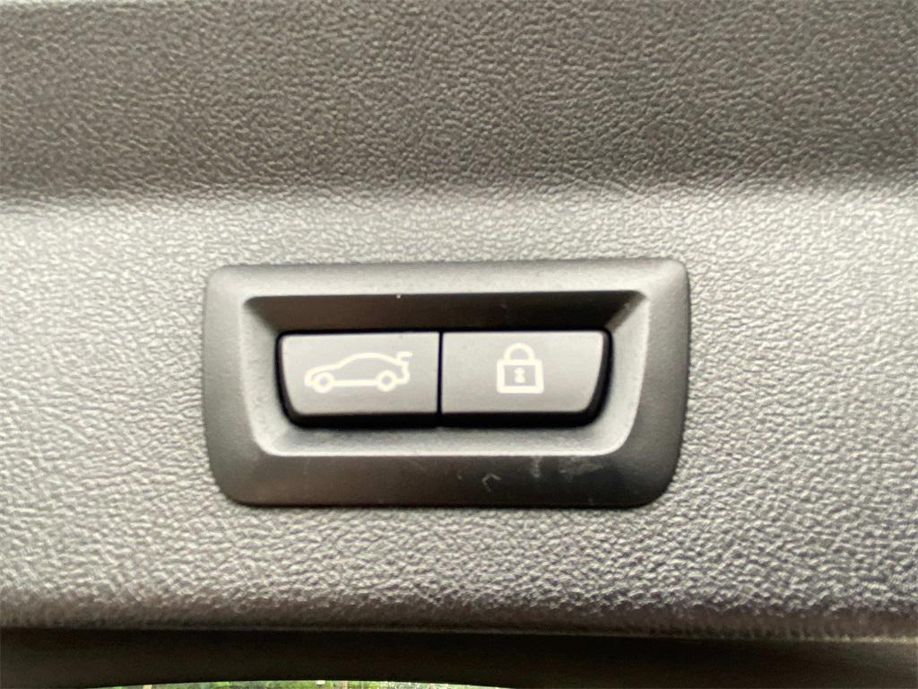 used 2021 BMW X3 car, priced at $38,990
