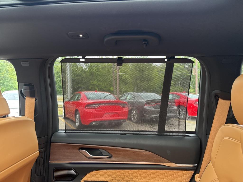 used 2022 Jeep Grand Cherokee car, priced at $44,990