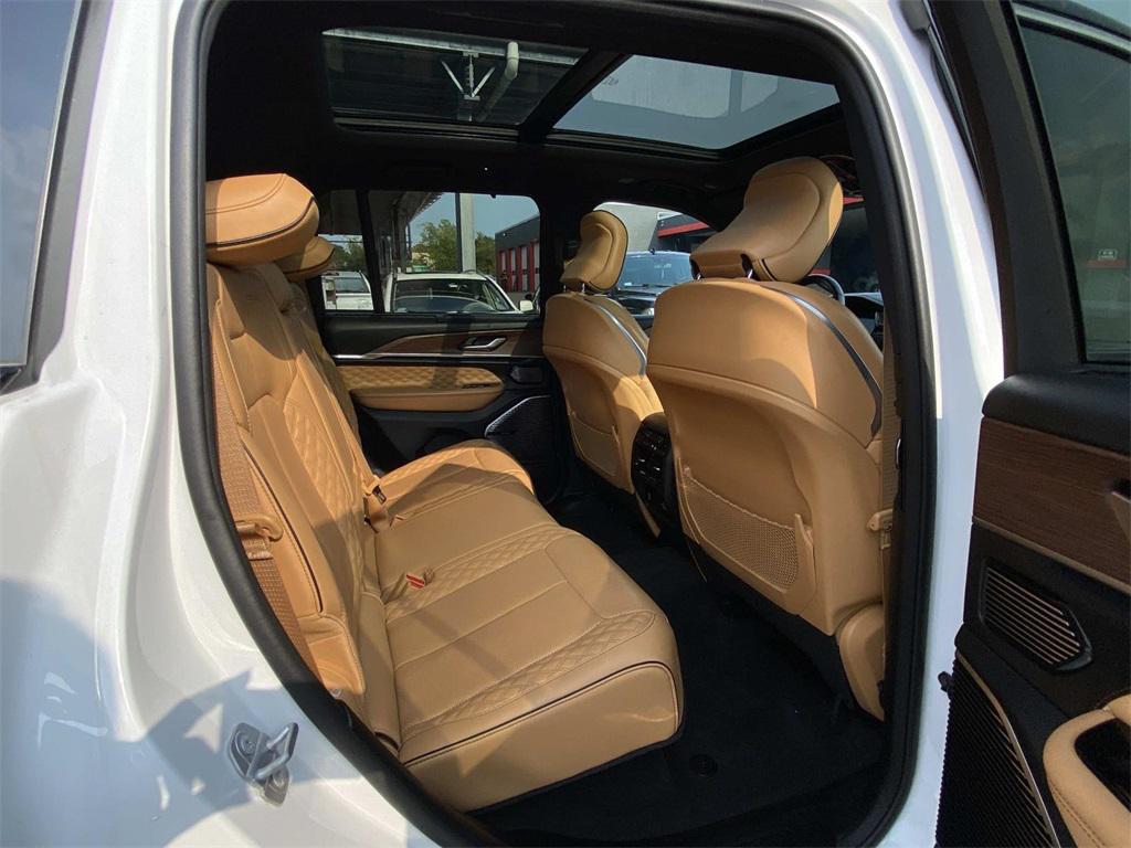 used 2022 Jeep Grand Cherokee car, priced at $44,990