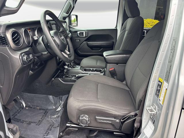 used 2023 Jeep Gladiator car, priced at $28,490