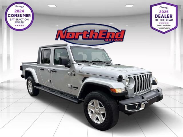 used 2023 Jeep Gladiator car, priced at $28,490