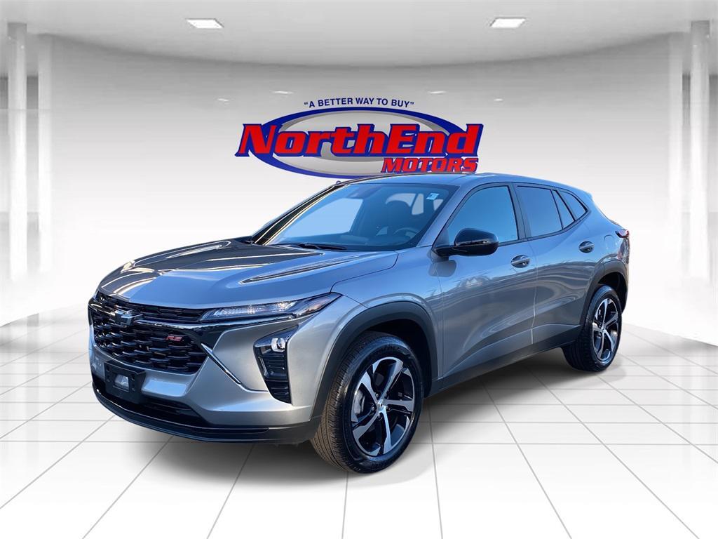 used 2025 Chevrolet Trax car, priced at $24,815