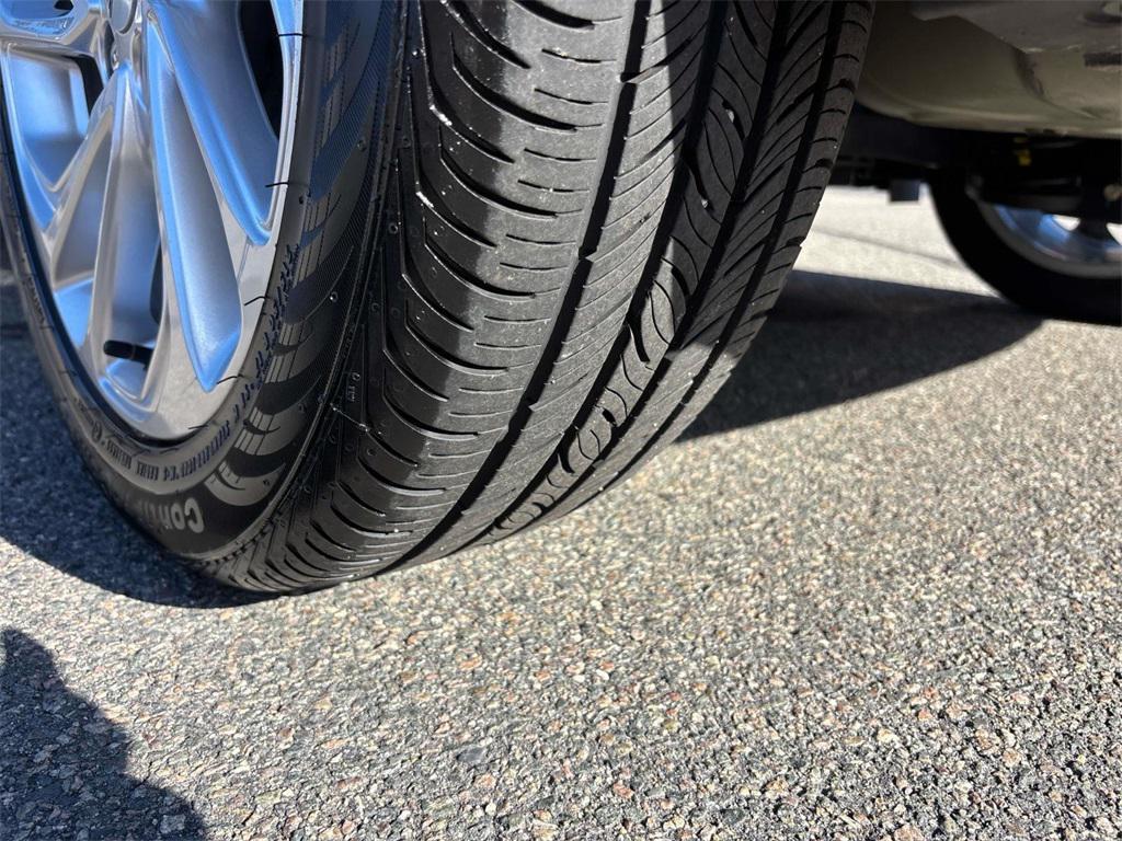 used 2022 Chevrolet Bolt EUV car, priced at $17,500