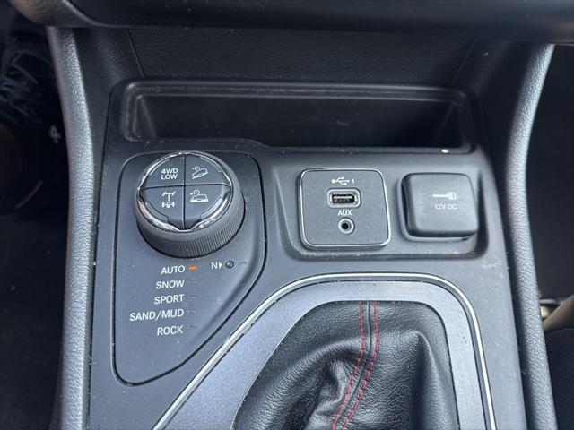 used 2021 Jeep Cherokee car, priced at $24,990