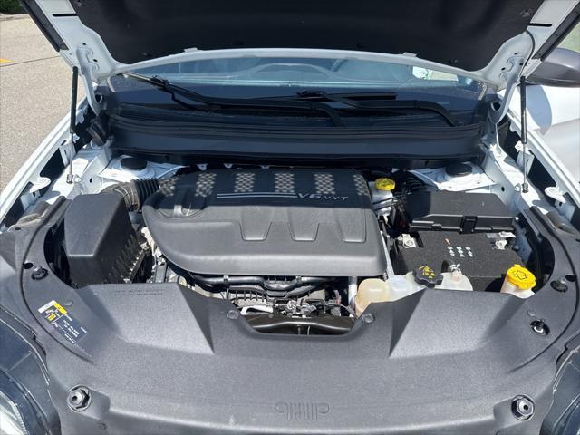 used 2021 Jeep Cherokee car, priced at $24,990