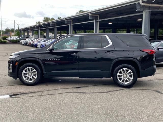 used 2022 Chevrolet Traverse car, priced at $22,990