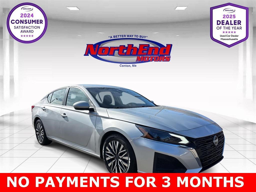used 2023 Nissan Altima car, priced at $17,990