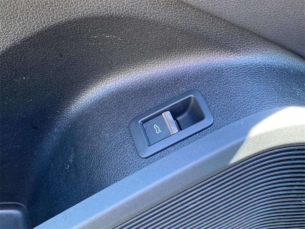 used 2022 Audi Q5 car, priced at $33,999