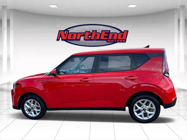 used 2024 Kia Soul car, priced at $17,990