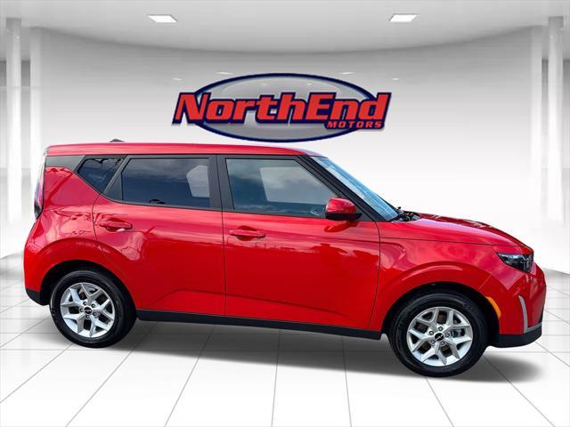 used 2024 Kia Soul car, priced at $17,990