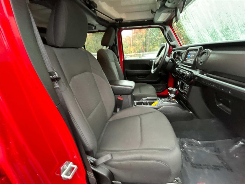 used 2022 Jeep Wrangler Unlimited car, priced at $31,999