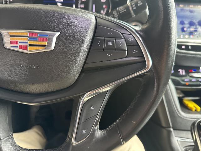 used 2021 Cadillac XT5 car, priced at $23,500