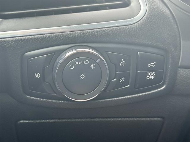 used 2024 Ford Edge car, priced at $28,900